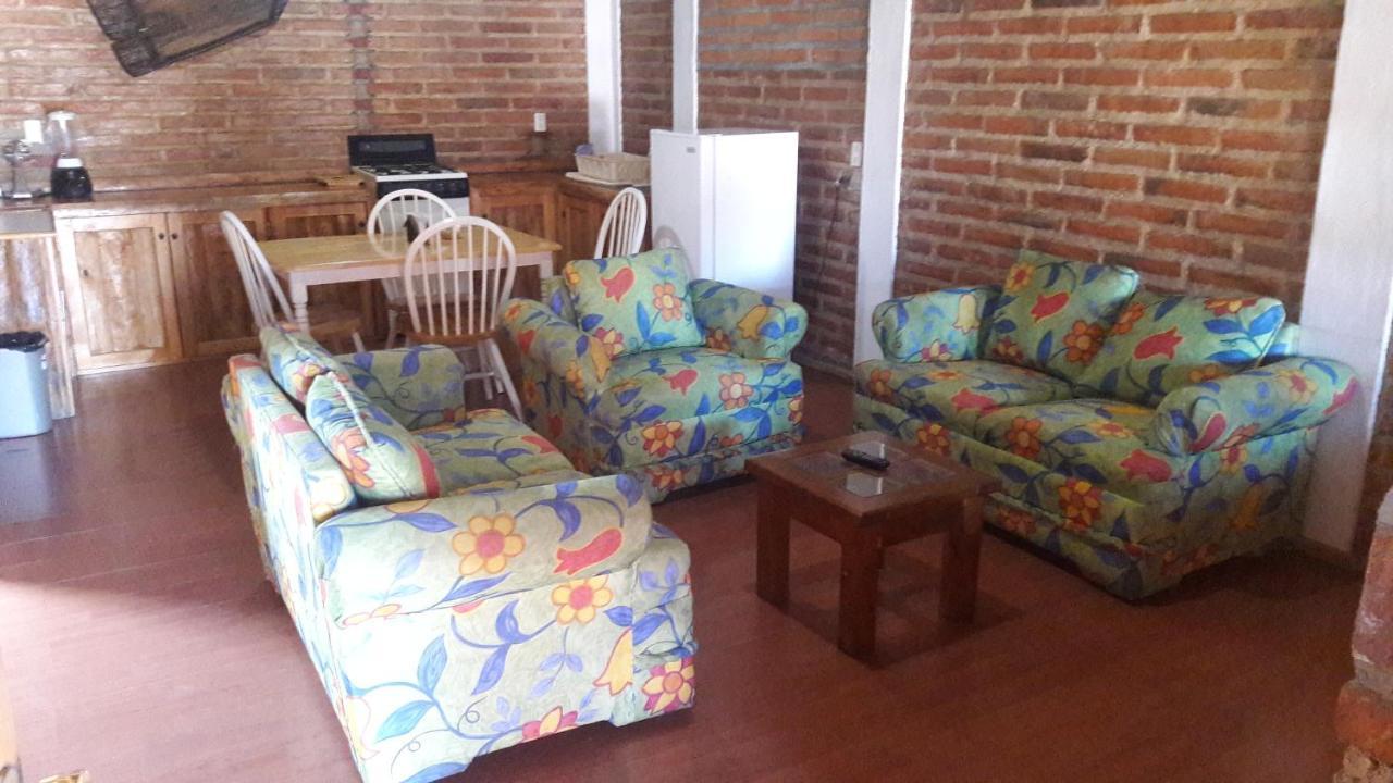 Posada De Los Reyes Mazamitla Exteriör bild